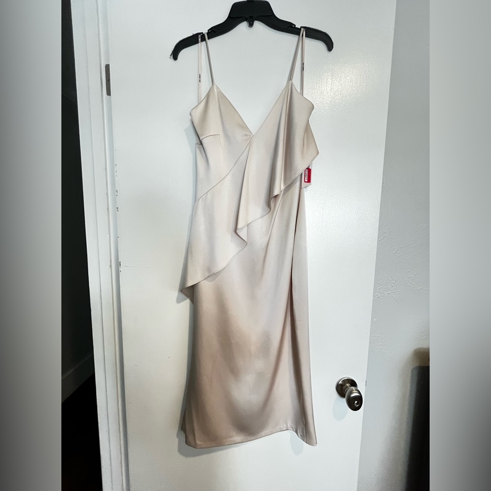 100% Silk New With Tags Cinq a Sept Light Pink Spaghetti Strap Wrap Midi Dress